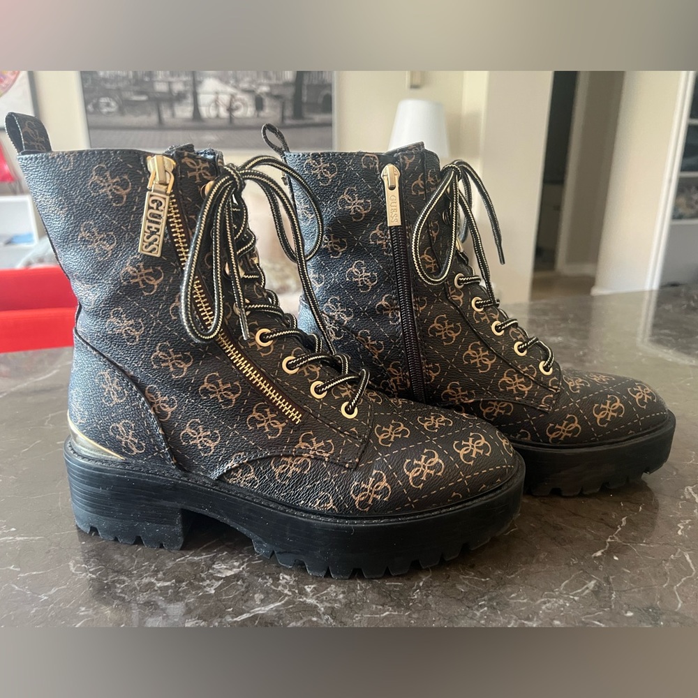 Guess Combat Boots